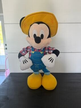 Disney Mickey Mouse E-I-Oh! Farmer Singing Dancing Plush Toy